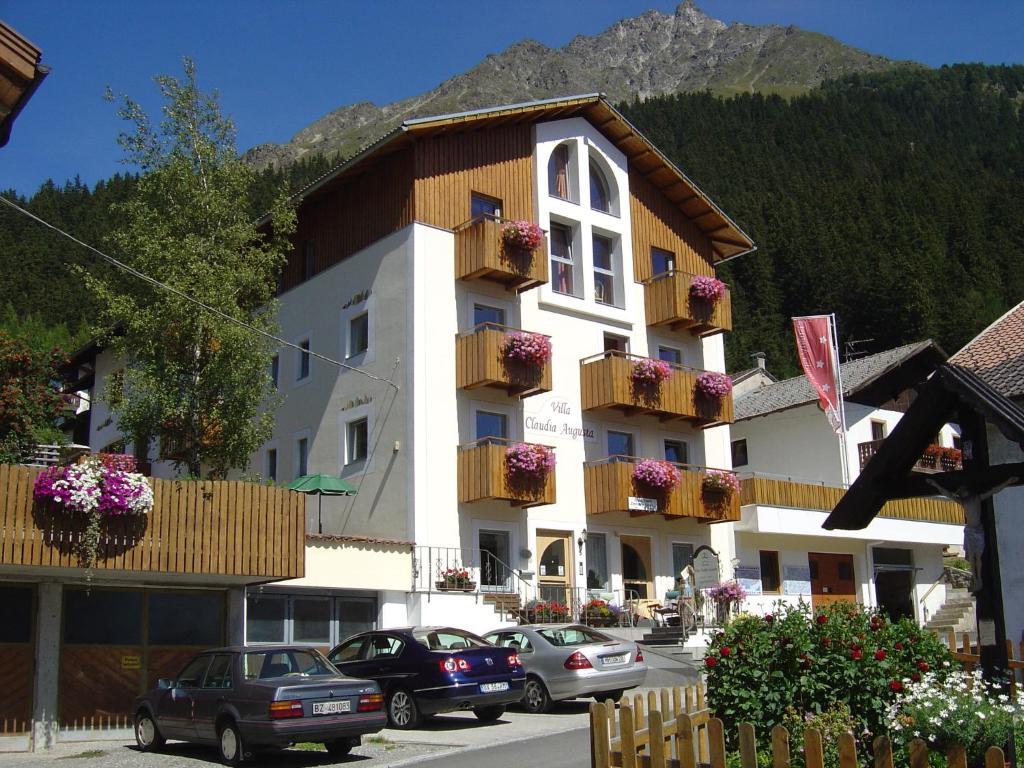 Pension Villa Claudia Augusta Resia Buitenkant foto