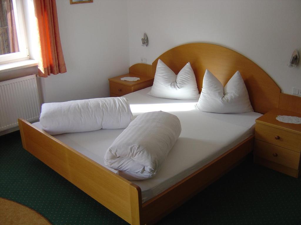 Pension Villa Claudia Augusta Resia Kamer foto