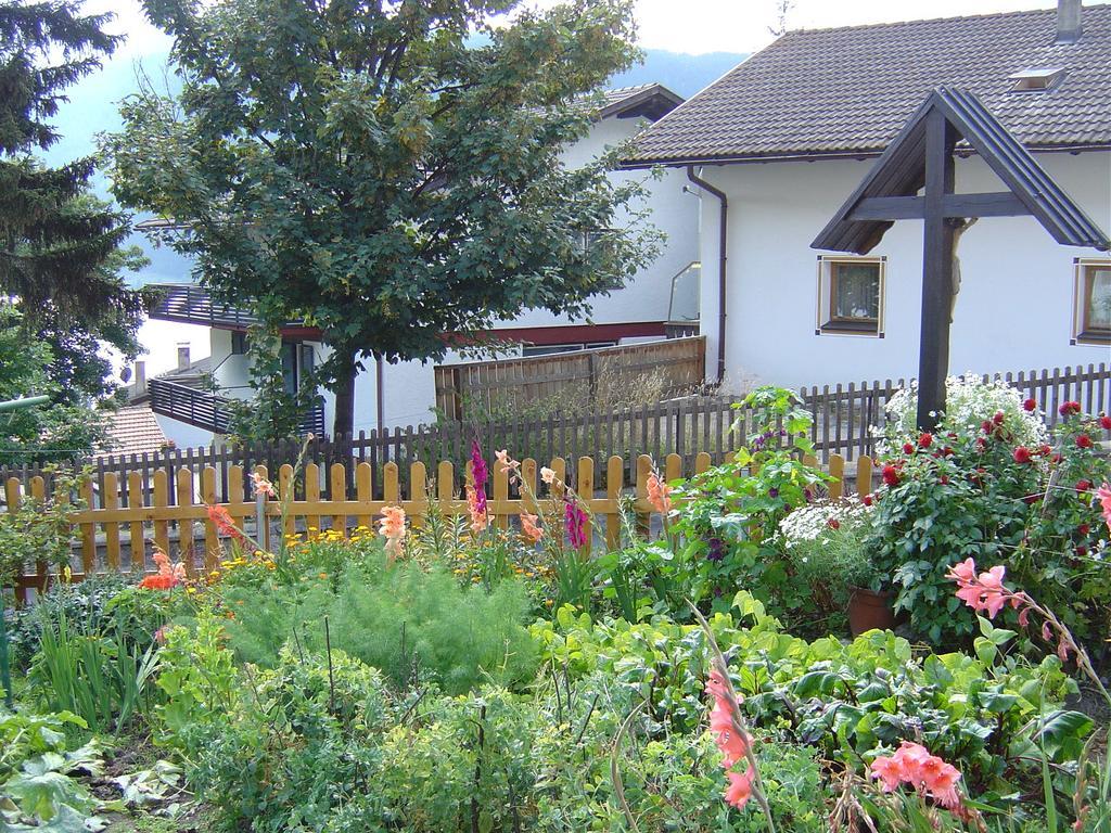 Pension Villa Claudia Augusta Resia Buitenkant foto