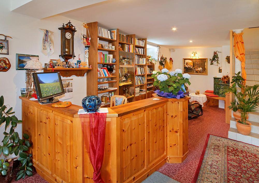 Pension Villa Claudia Augusta Resia Kamer foto